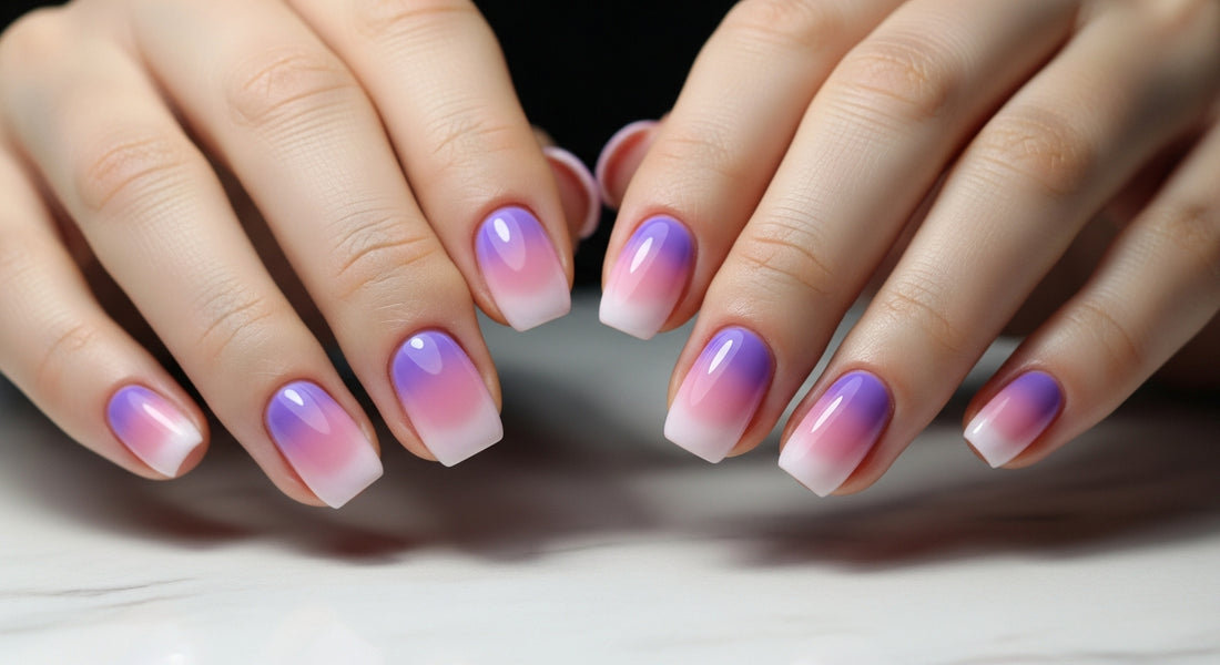 Aura nails efecto halo: degradado difuminado en lavanda y rosa en manicura semipermanente 2026