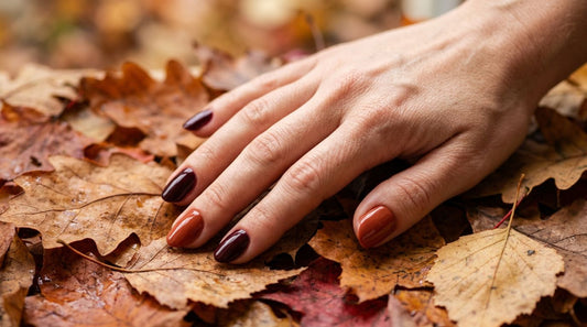 Tendencias nail art otoño invierno 2026: colores burdeos y terracota en manicura profesional