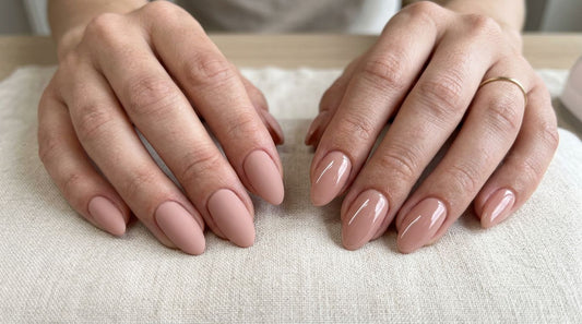 Top coat mate vs brillante: diferencia de acabado en manicura semipermanente profesional