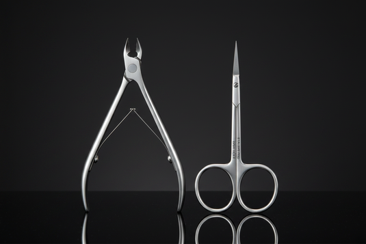 Alicates y tijeras Staleks para manicura profesional