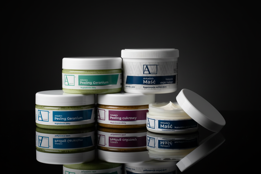 Exfoliantes y cremas ARKADA para pedicura profesional