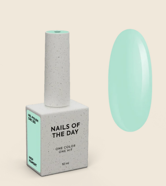 Nails of the day chic 253