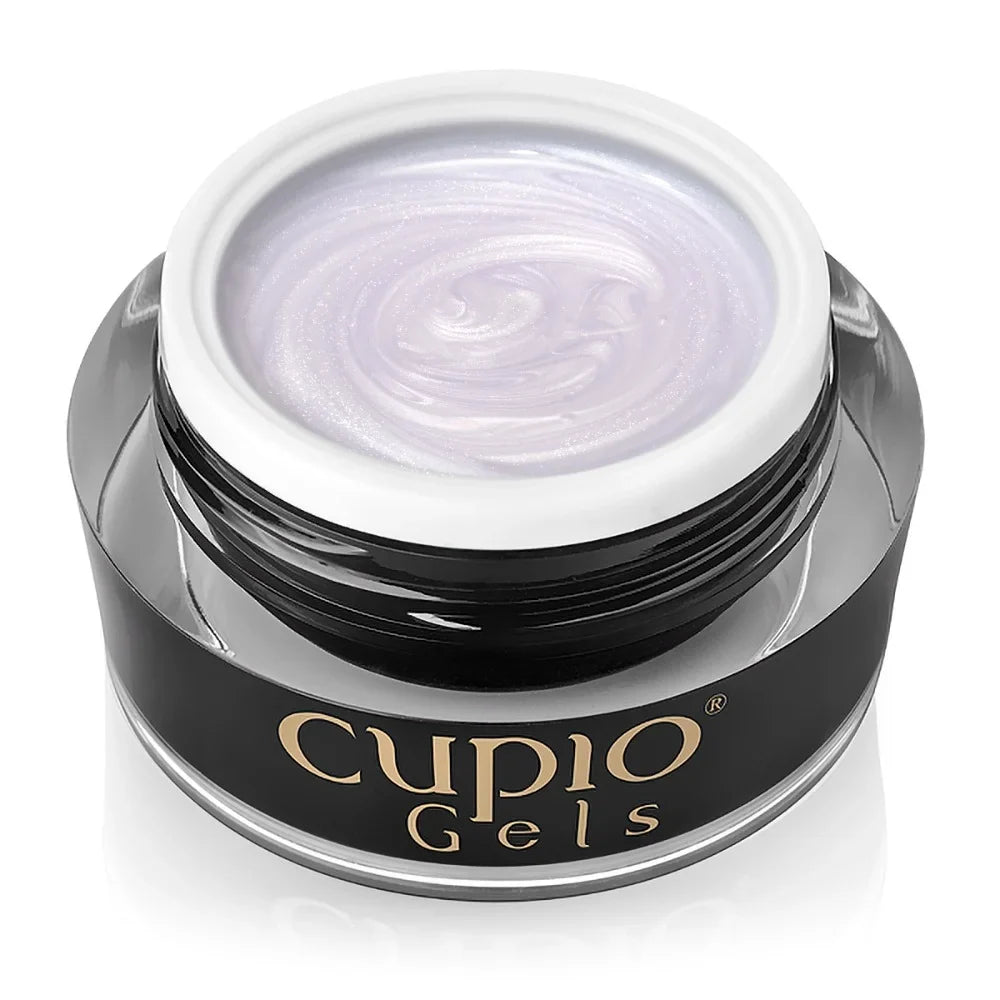 Tarro abierto del Builder Gel Cupio Pearl Bloom Moonlit Frost de 15 ml en blanco nacarado