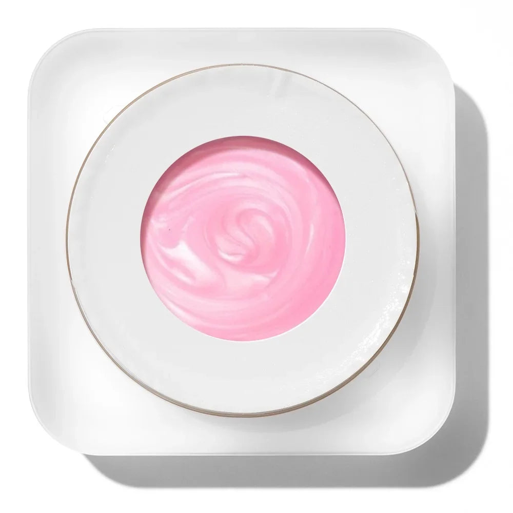 Detalle del color rosa perlado del Builder Gel Cupio Pearl Bloom Pink Glow