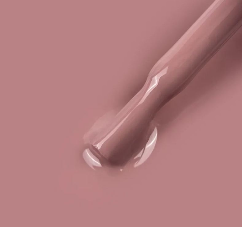 Textura en pincel del esmalte semipermanente Luna Moon Color 19 rosa malva
