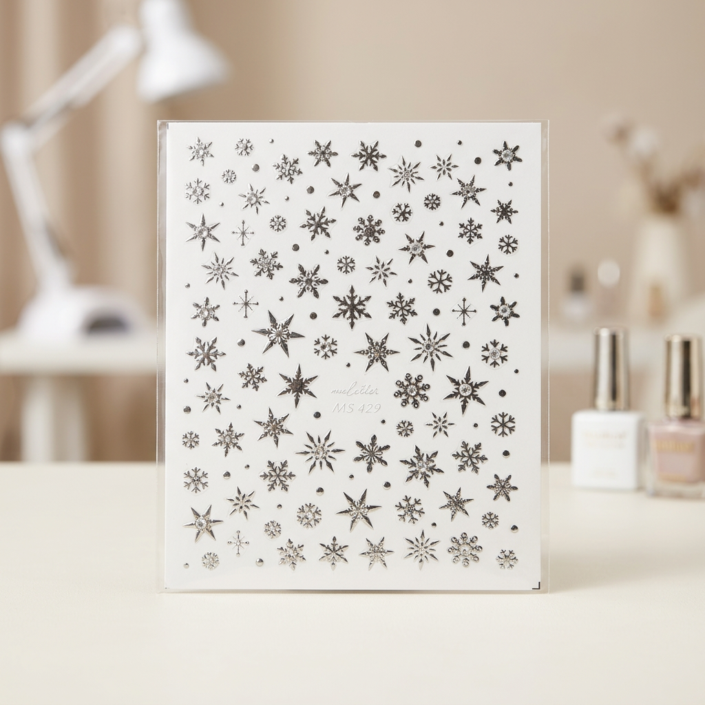 Pegatinas de copos de nieve plateados con fondo de salón de uñas