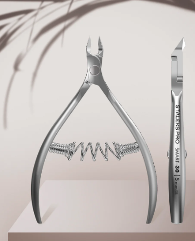 Staleks Alicates profesionales para la piel SMART 30 5 mm