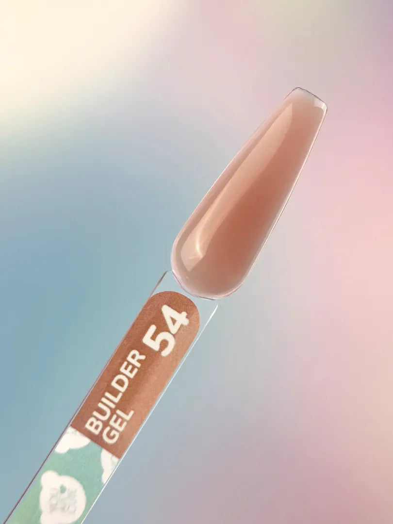Uña de muestra con Builder Gel nr54 You Are Cute en tono melocotón caramelo semitransparente