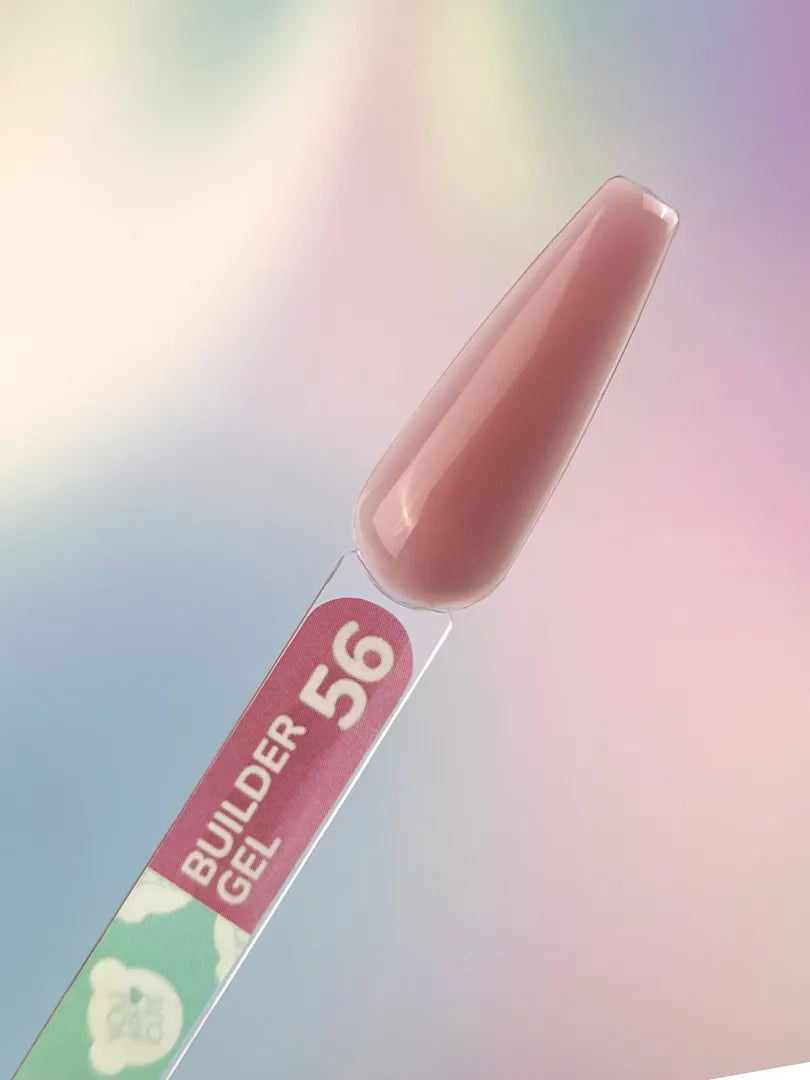 Uña de muestra con Builder Gel nr56 You Are Cute en tono rosa malva semitransparente